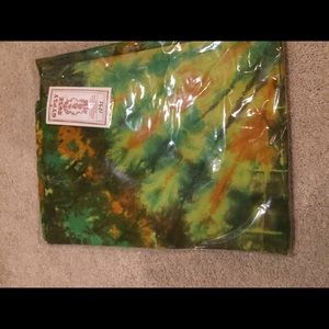 Gypsy Rose Tapestry in plastic new